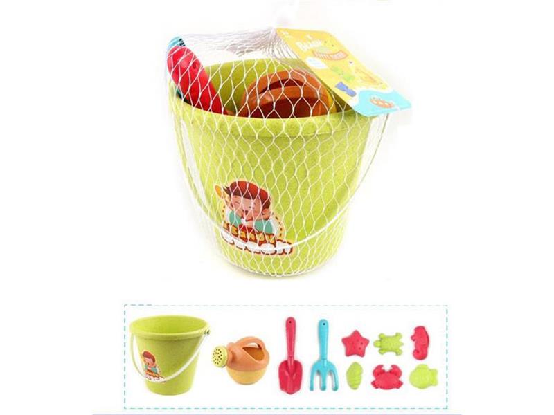 BEACH TOYS